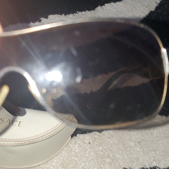 Versace Sunglasses - Picture 5 of 8
